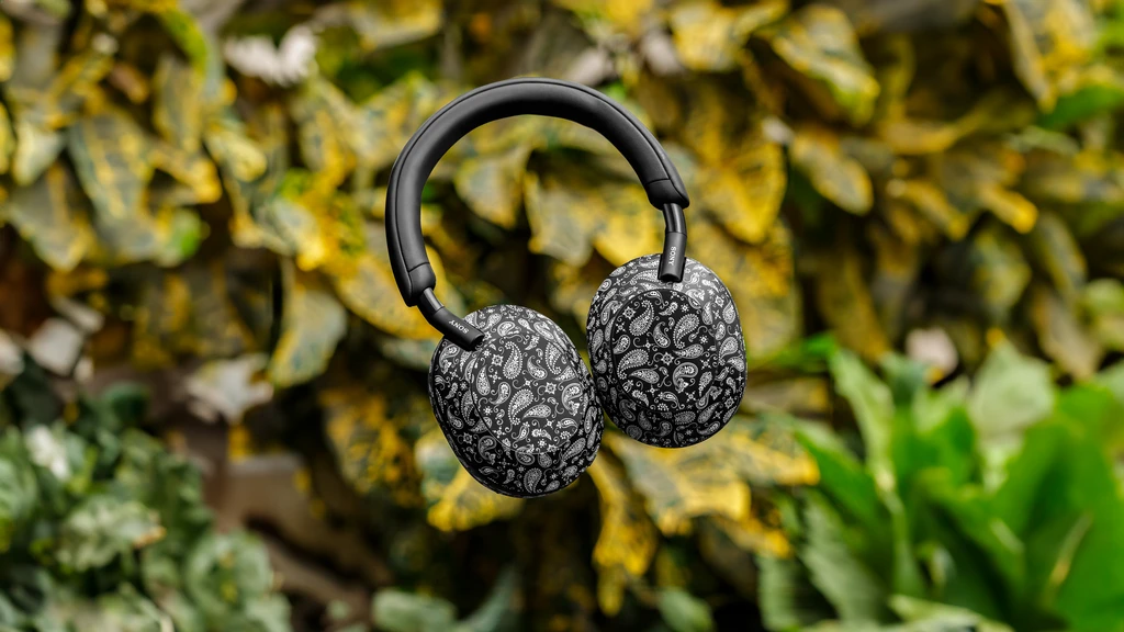 product photography - capes headphone skin